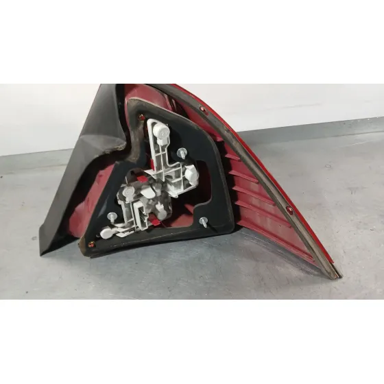 Piloto Trasero Izquierdo para Ford Mondeo Iii (B5Y)