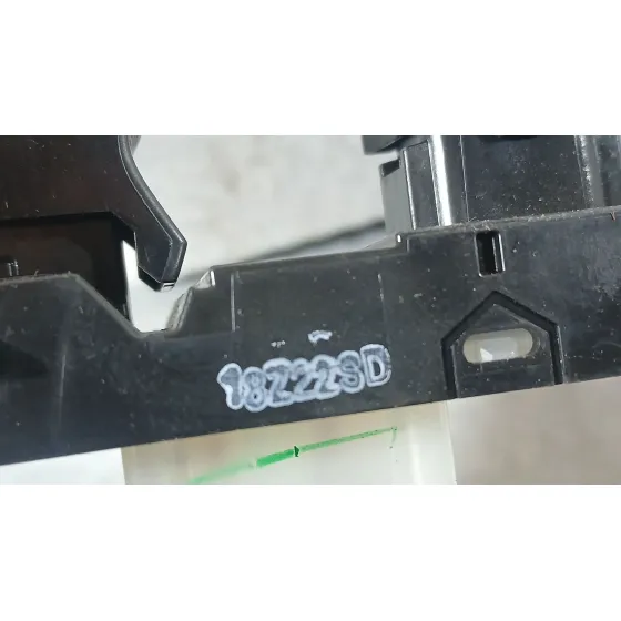 Mando Elevalunas Delantero Derecho para Nissan Micra V (K14)