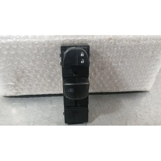 Mando Elevalunas Delantero Izquierdo para Nissan Micra V (K14)