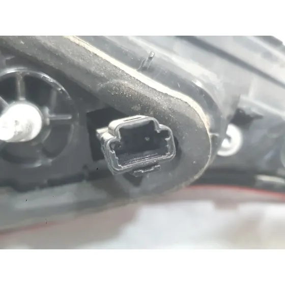 Piloto Trasero Derecho Interior para Renault Clio V (B7_)