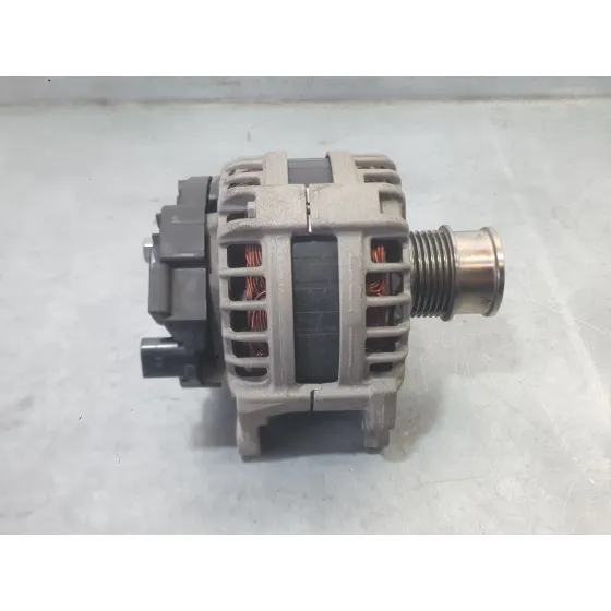 Alternador para Seat Ibiza V (Kj1, Kjg)