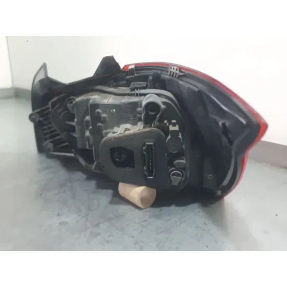 Piloto Trasero Izquierdo para Seat Ibiza V (Kj1, Kjg)