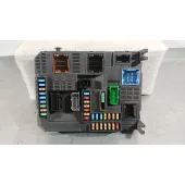 Caja Reles / Fusibles para Peugeot 2008 I (Cu_)