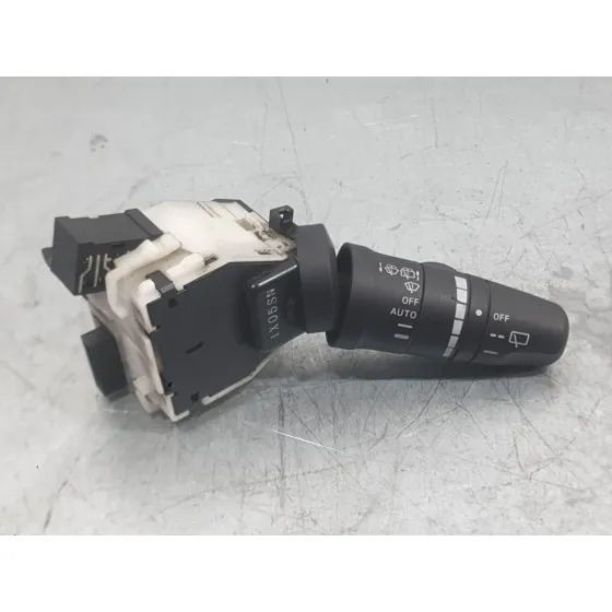 Mando Limpia para Nissan Note (E12)