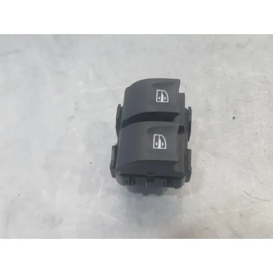 Mando Elevalunas Delantero Izquierdo para Renault Clio Iv (Bh_)