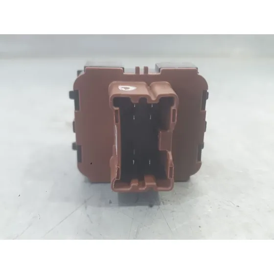 Mando Elevalunas Delantero Izquierdo para Renault Clio Iv (Bh_)