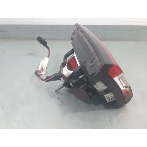 Piloto Trasero Izquierdo Interior para Renault Clio Iv (Bh_)
