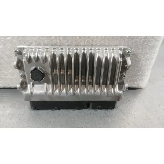 Centralita Motor Uce para Toyota Yaris (_P13_)