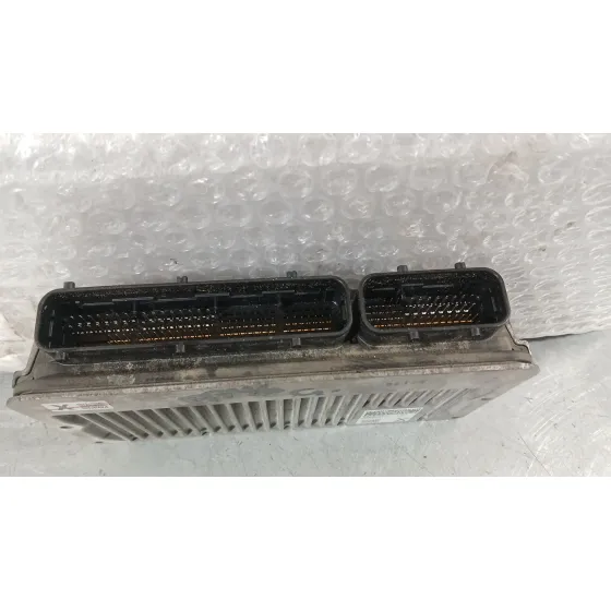 Centralita Motor Uce para Toyota Yaris (_P13_)