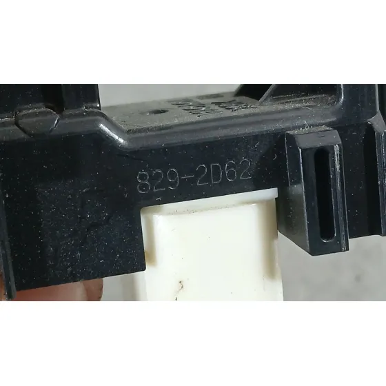 Mando Elevalunas Trasero Derecho para Toyota Yaris (_P13_)