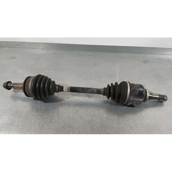 Transmision Delantera Izquierda para Toyota Yaris (_P13_)
