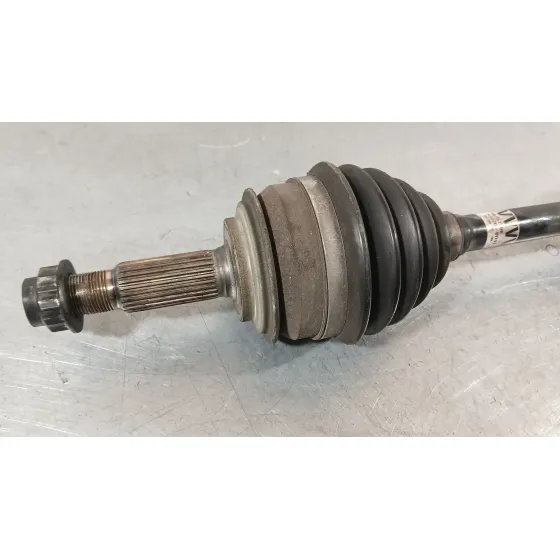 Transmision Delantera Izquierda para Toyota Yaris (_P13_)