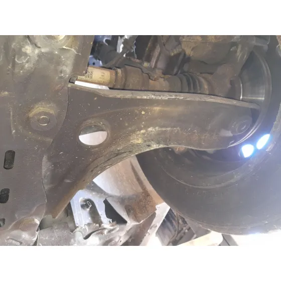 Brazo Suspension Inferior Delantero Izquierdo para Dacia Sandero Iii