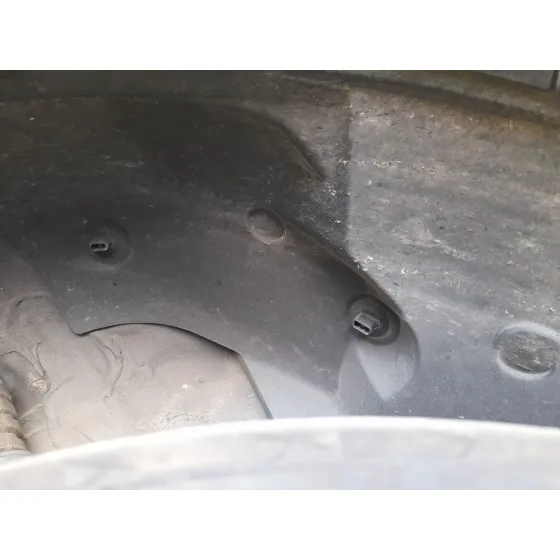 Plastico Pase Rueda Tras. Izq. para Dacia Sandero Iii