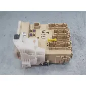 Caja Reles / Fusibles para Toyota Auris (_E18_)
