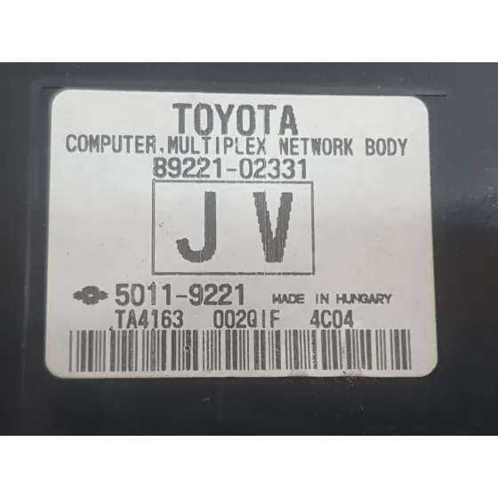 Caja Reles / Fusibles para Toyota Auris (_E18_)