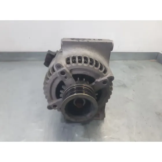 Alternador para Opel Zafira Tourer C (P12)