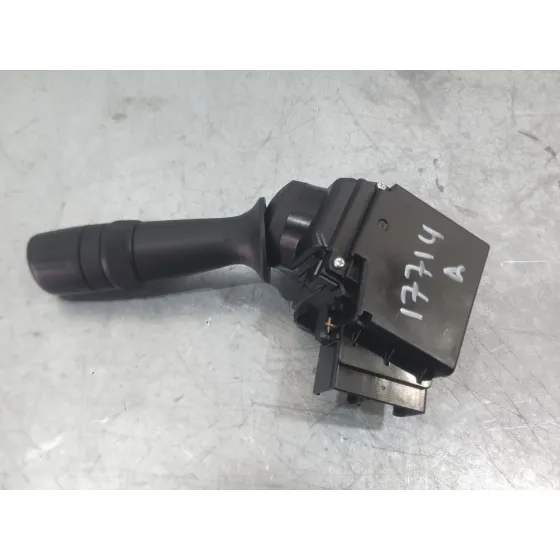 Mando Limpia para Toyota Auris (_E18_)