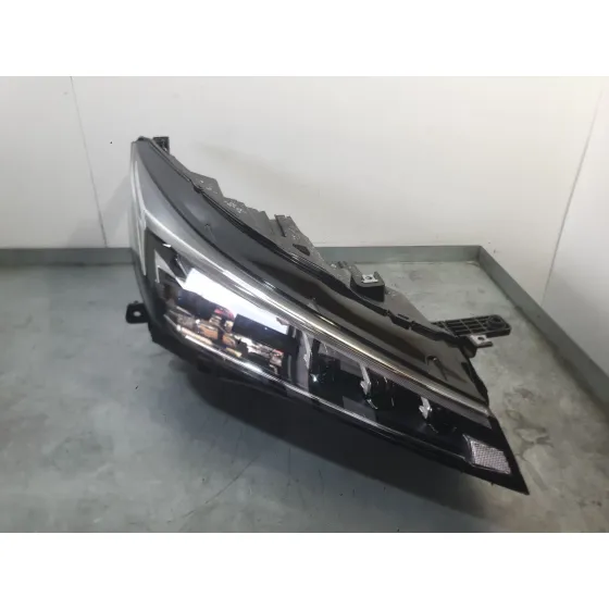 Faro Derecho para Mg Hs (As23)