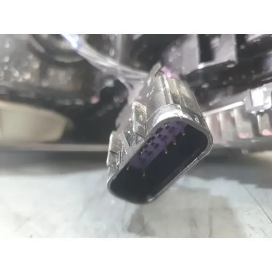 Faro Derecho para Mg Hs (As23)