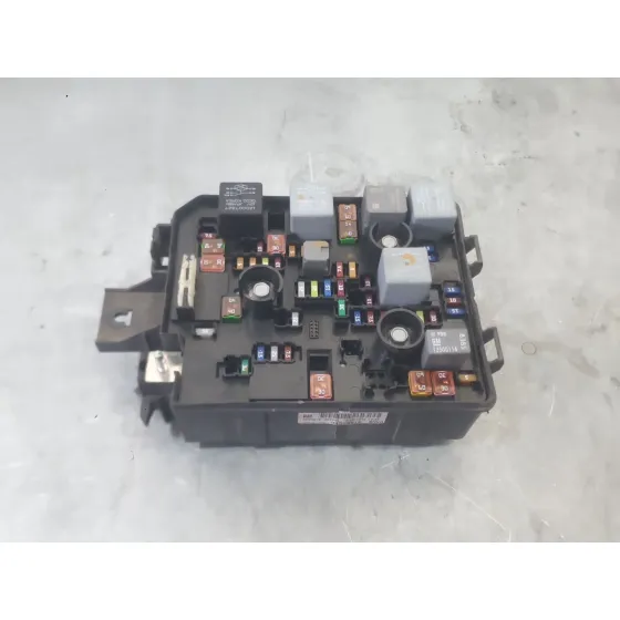 Caja Reles / Fusibles para Opel Mokka / Mokka X (J13)