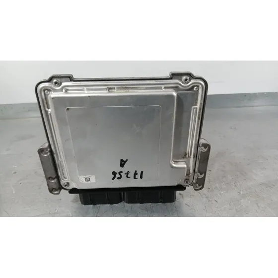 Centralita Motor Uce para Opel Corsa F (P2Jo)