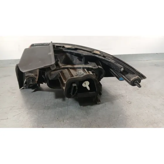Piloto Trasero Izquierdo Exterior para Opel Corsa F (P2Jo)