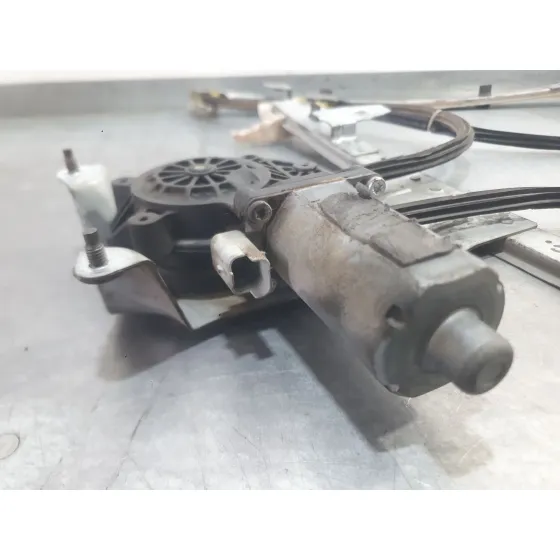 Elevalunas Delantero Derecho para Citroën Xsara Picasso (N68)