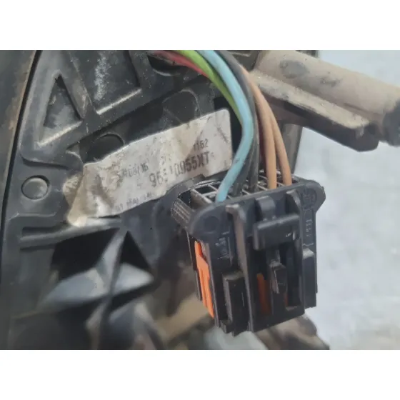 Retrovisor Derecho para Citroën Xsara Picasso (N68)