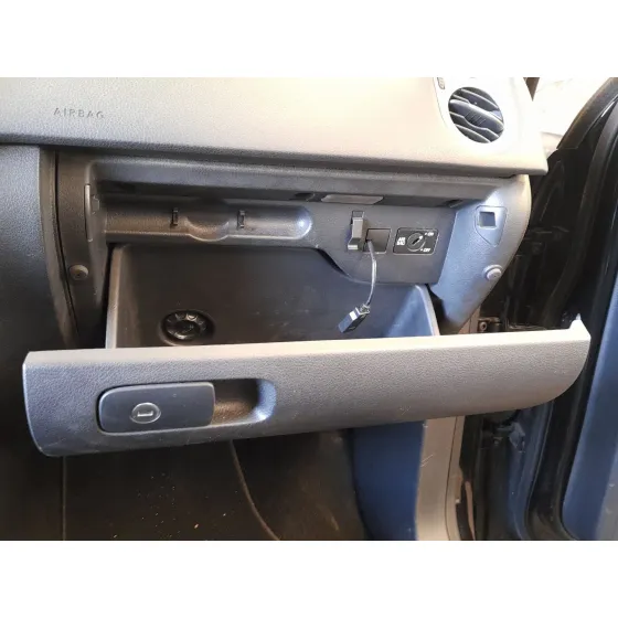 Guantera para Volkswagen Tiguan (5N_)