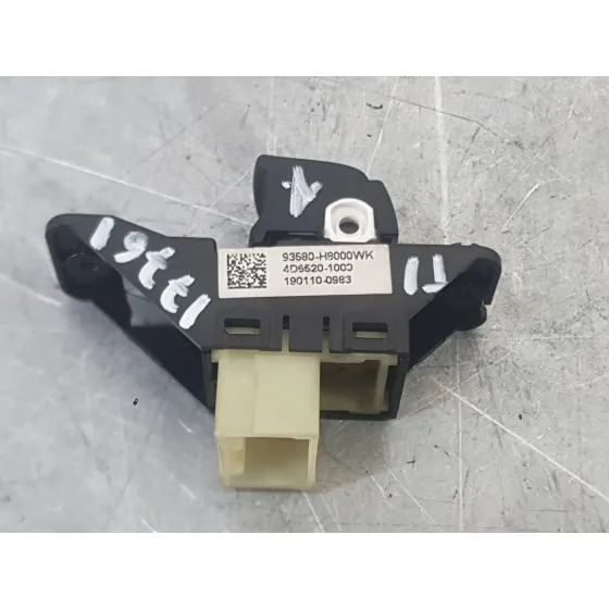 Mando Elevalunas Trasero Izquierdo para Kia Stonic (Yb)