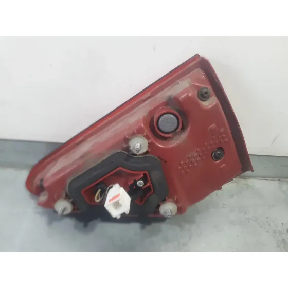 Piloto Trasero Izquierdo Interior para Kia Stonic (Yb)