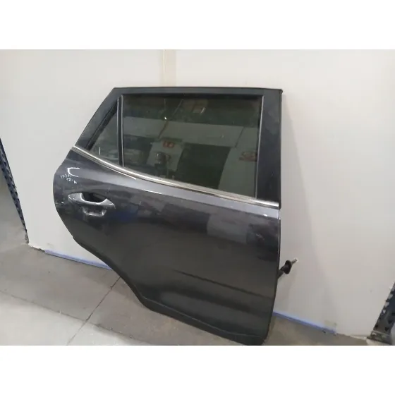 Puerta Trasera Derecha para Kia Stonic (Yb)
