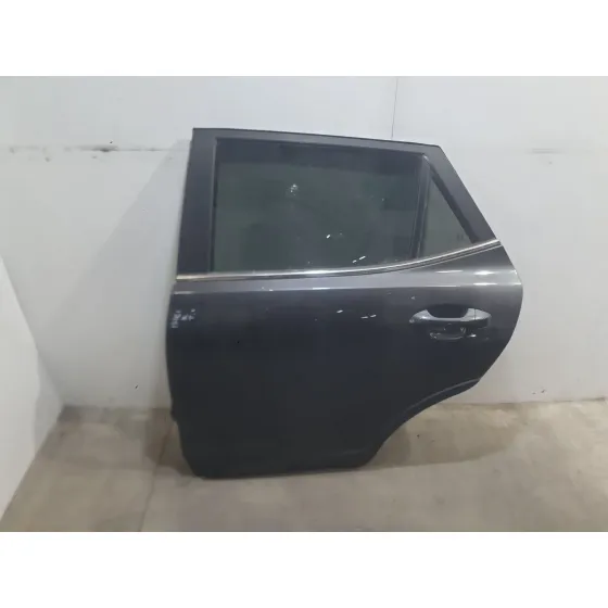 Puerta Trasera Izquierda para Kia Stonic (Yb)