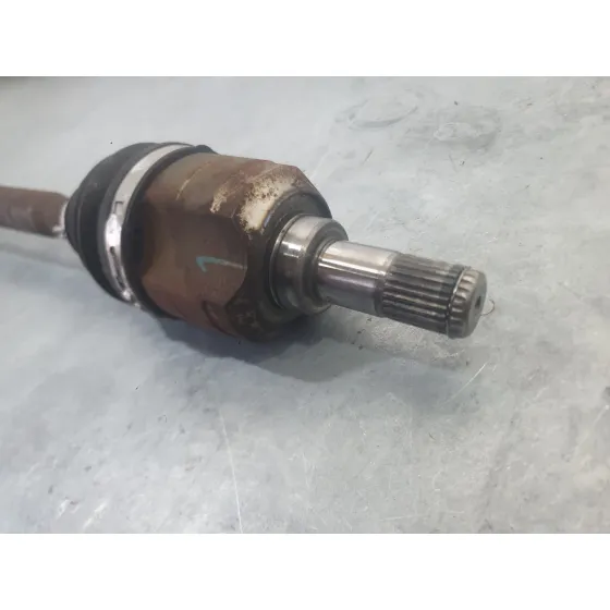 Transmision Delantera Derecha para Kia Stonic (Yb)