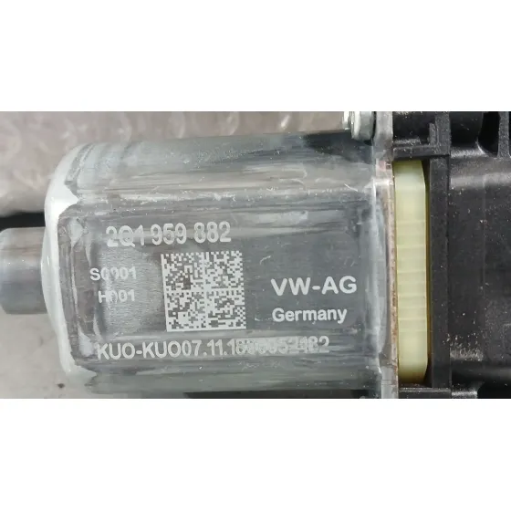 Motor Elevalunas Delantero Derecho para Volkswagen Polo Vi (Aw1, Bz1, Ae1)