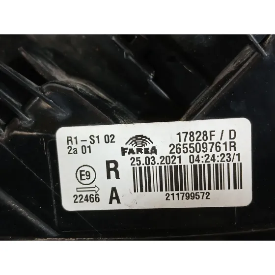 Piloto Trasero Derecho Exterior para Renault Clio V (B7_)
