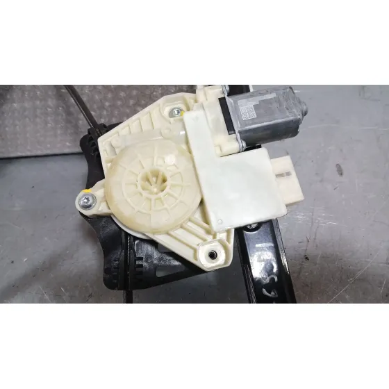 Elevalunas Delantero Izquierdo para Skoda Fabia Iii (Nj3)