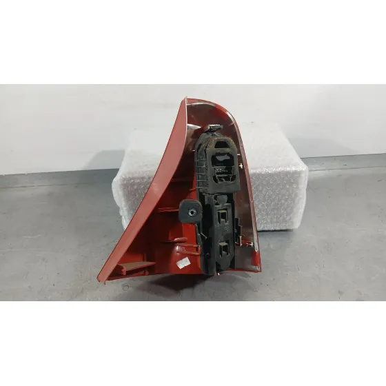 Piloto Trasero Izquierdo para Renault Clio Ii (Bb_, Cb_)