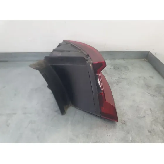Piloto Trasero Derecho Exterior para Renault Megane Iv Hatchback (B9A/M/N_)