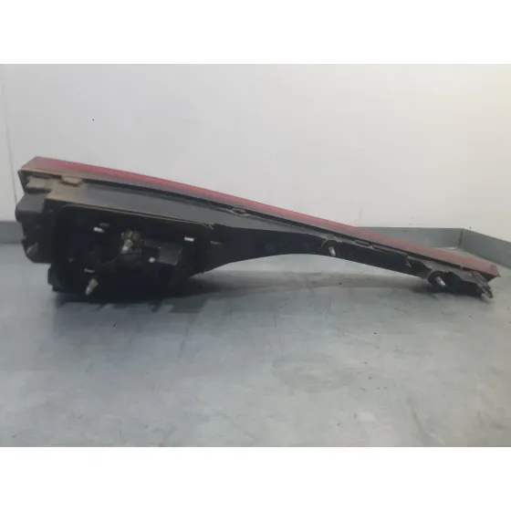 Piloto Trasero Derecho Interior para Renault Megane Iv Hatchback (B9A/M/N_)