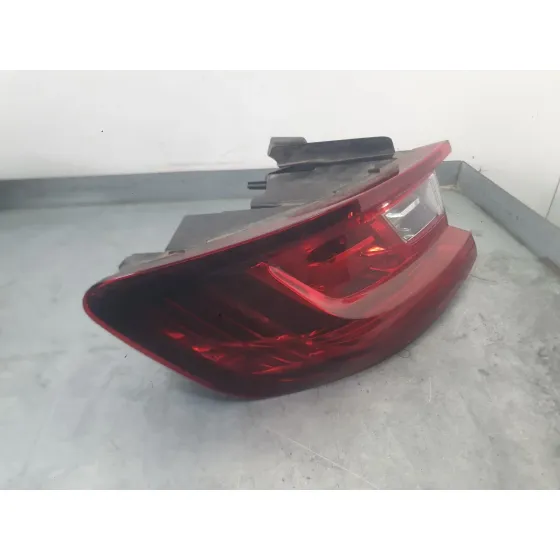 Piloto Trasero Izquierdo Exterior para Renault Megane Iv Hatchback (B9A/M/N_)
