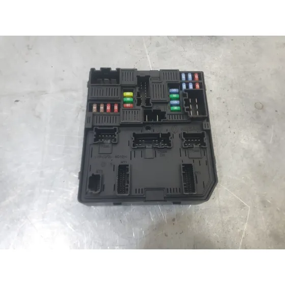 Caja Reles / Fusibles para Renault Megane Iv Hatchback (B9A/M/N_)