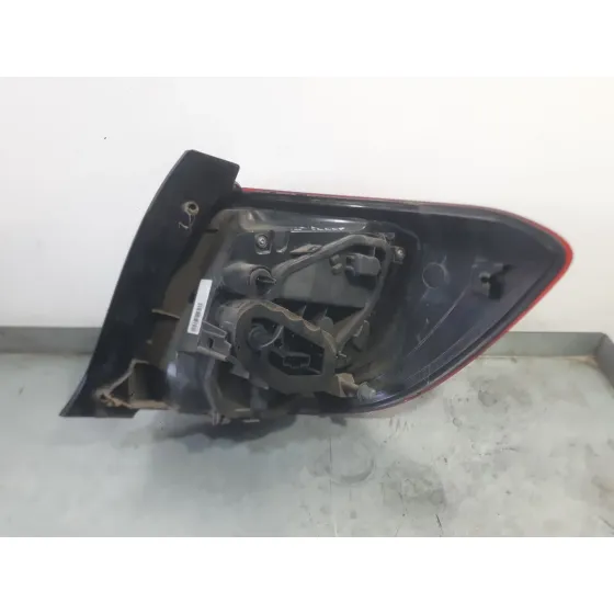 Piloto Trasero Izquierdo para Dacia Sandero Ii (B8_)