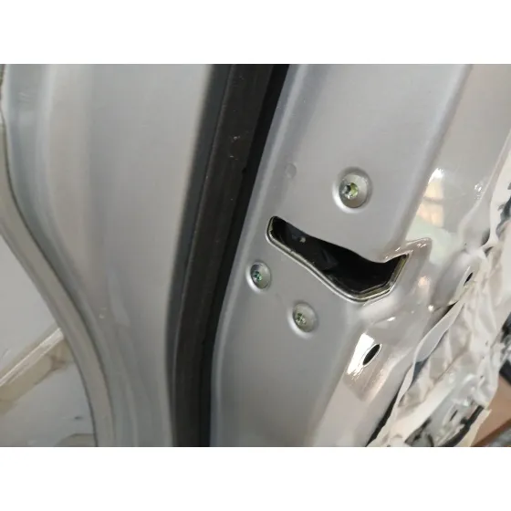 Cerradura Puerta Trasera Izquierda para Kia Stonic (Yb)