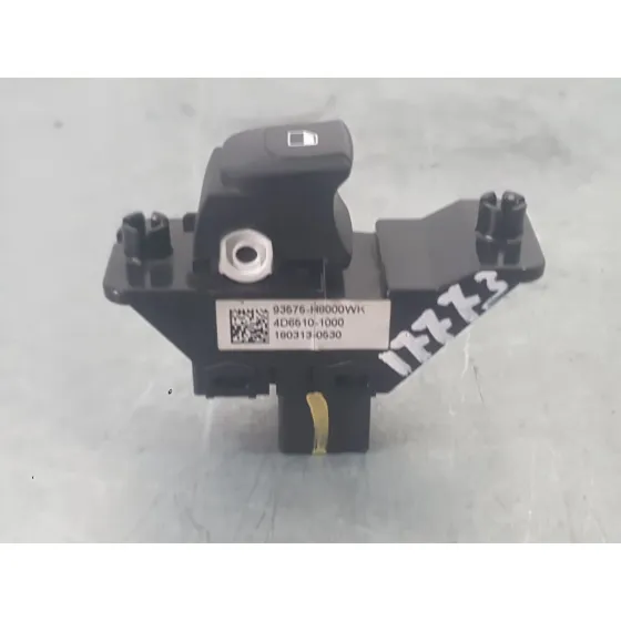Mando Elevalunas Delantero Derecho para Kia Stonic (Yb)