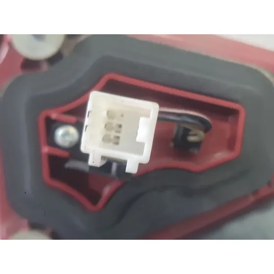 Piloto Trasero Derecho Interior para Kia Stonic (Yb)