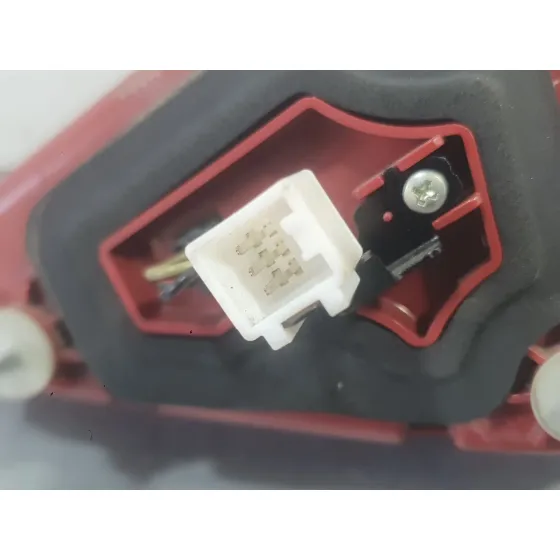 Piloto Trasero Izquierdo Interior para Kia Stonic (Yb)
