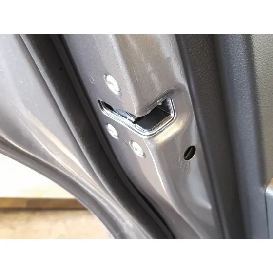 Cerradura Puerta Trasera Izquierda para Kia Stonic (Yb)