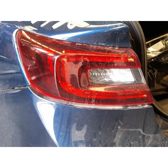 Piloto Trasero Izquierdo Exterior para Renault Talisman (Lp_)